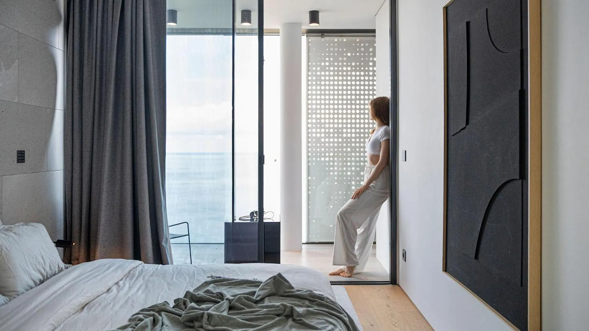 Saudade Residence - Ultra Luxury Futuristic Ocean Zen Retreat Ribeira Brava Portugal
